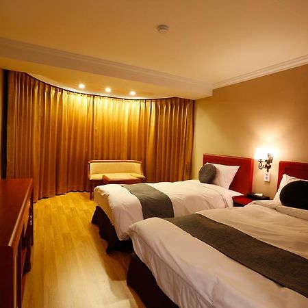 Anmyeondo Plaza Hotel Taean Ngoại thất bức ảnh